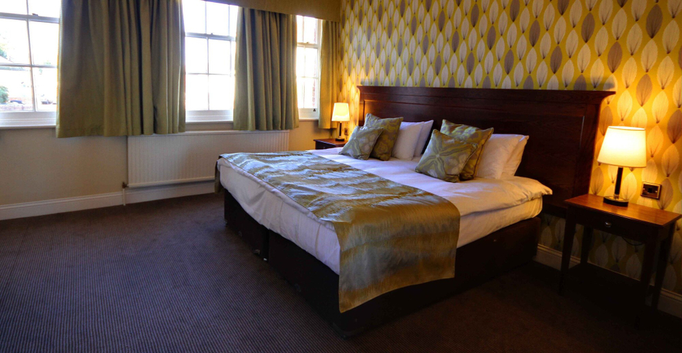 Bedroom 2, King's Head Hotel by Greene King Inns, Dorset