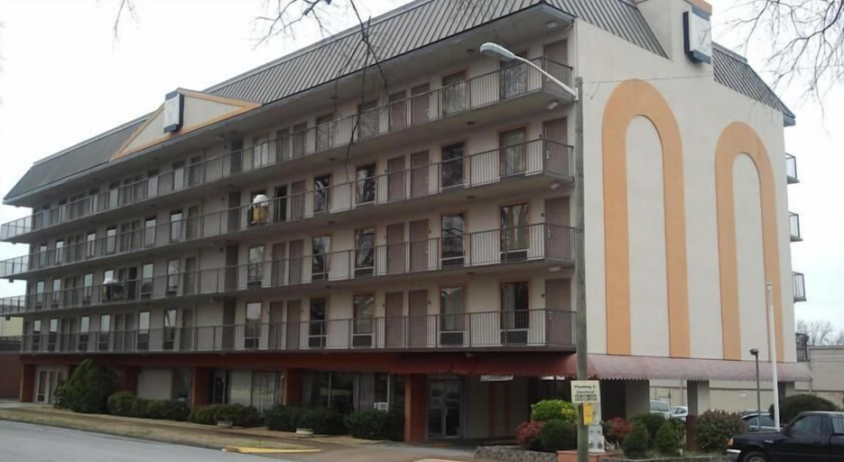 Exterior & Views 1, Studio 9 Inn & Suites, Morgan