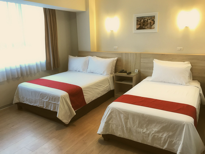 Room 3, Hotel San Remo, Lima
