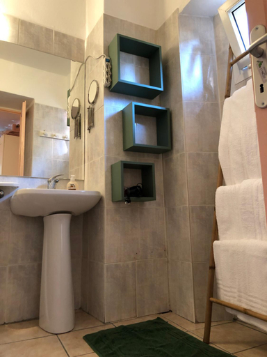 Bathroom 3, Cozy Apartments on Como Lake, Como