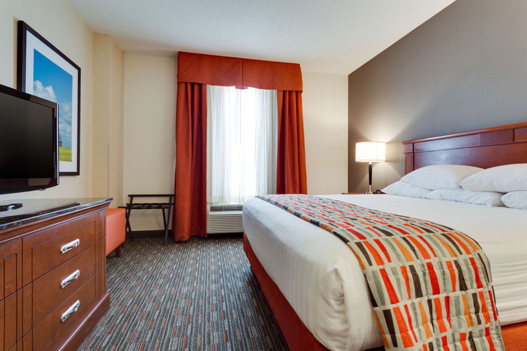 Bedroom 3, Drury Inn & Suites Greenville, Greenville