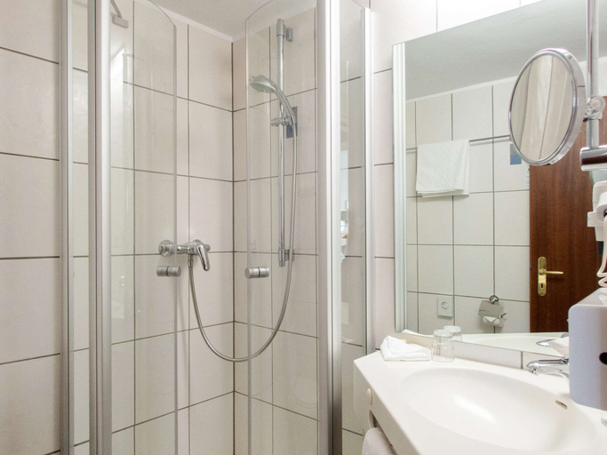 Bathroom 5, Hotel Bürgerhof Wetzlar, Lahn-Dill-Kreis