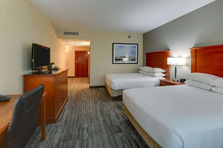 Bedroom 3, Drury Inn & Suites Kansas City Independence, Kansas City