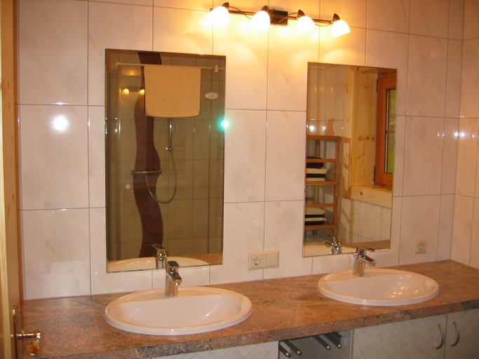 Bathroom 3, Tomperkasa, Spittal an der Drau