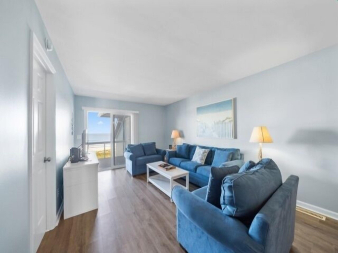 Living area 5, Ocean Vibes 4 Bedroom Home by RedAwning, New Hanover
