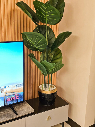 Others 2, Chic 3BR in Uptown Parksuites BGC Taguig, Taguig