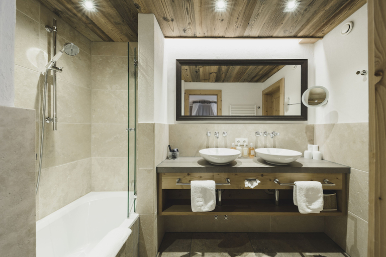Bathroom 5, Himmlhof, Landeck