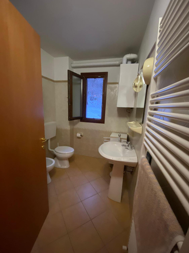 Bathroom 3, Villa Natale, Modena