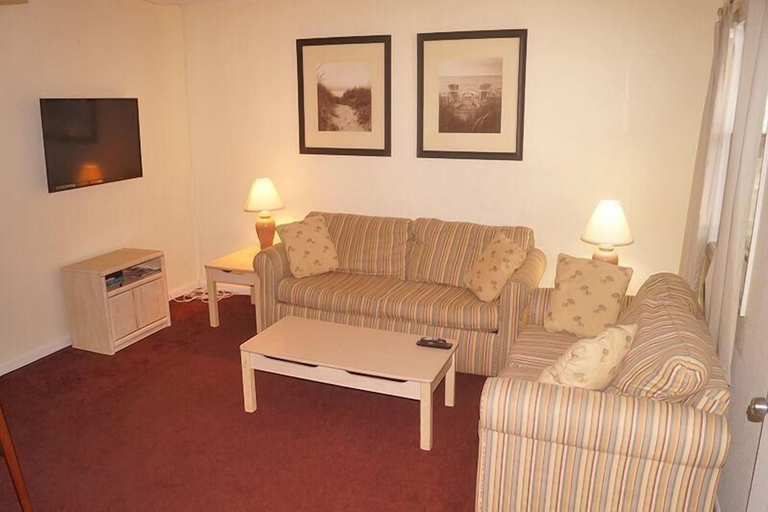 Living area, Eagle Bay 204, Worcester