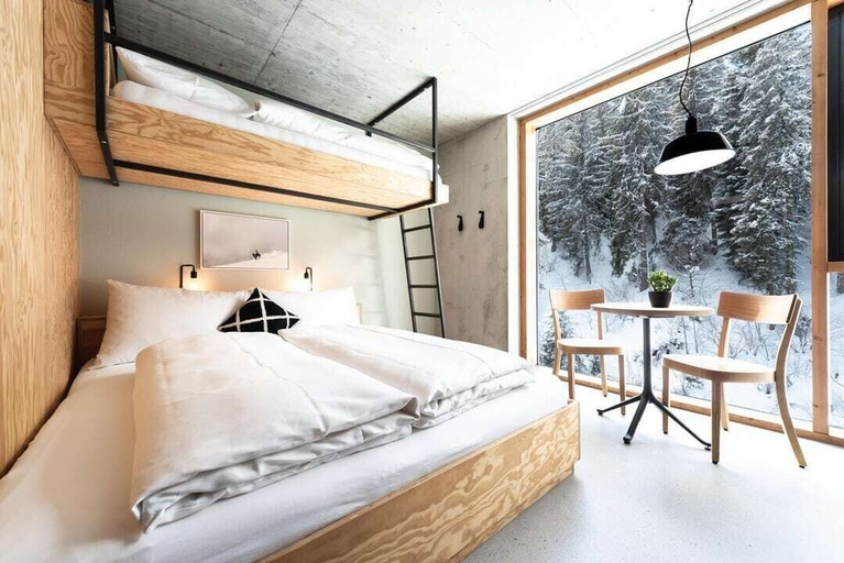 Bedroom 2, Riders Hotel, Surselva