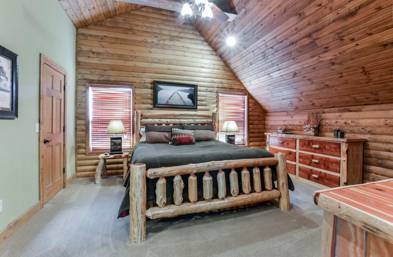 Bedroom, Luxury Lakefront Chalet Resort 2 Pools FREE Amenities Dock MiniGolf Waterslide, Stone