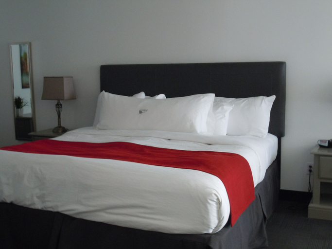 Bedroom 4, L'Auberge du Lac Saint-Pierre, Francheville