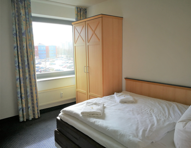 Bedroom 2, Hotel NearBy, Region Hannover