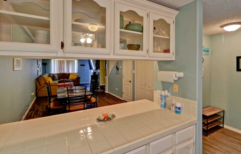 Private kitchen 3, Dolphin 23 2 Bedroom Condo by RedAwning, Cameron