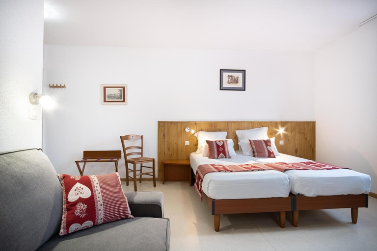 Room 5, Brit Hotel Le Relais d’Issenheim, Haut-Rhin