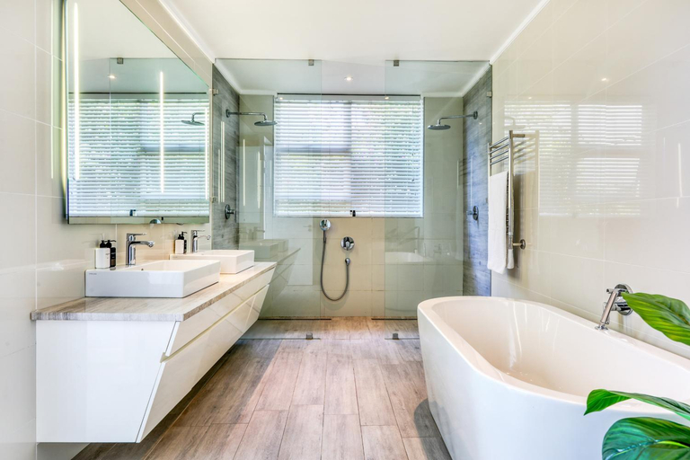 Bathroom 4, Montanha Villa - Camps Bay, City of Cape Town