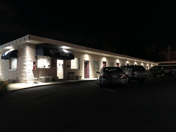 Exterior & Views 2, Heritage Inn, Fayette