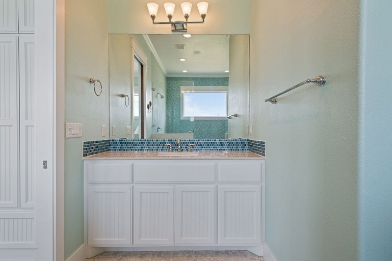 Bathroom 5, Beach Don't Kill My Vibe 4 Bedroom Home by RedAwning, Galveston