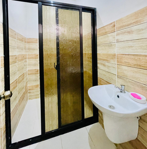 Bathroom 5, Shing Spa Resort Palawan, Brooke's Point