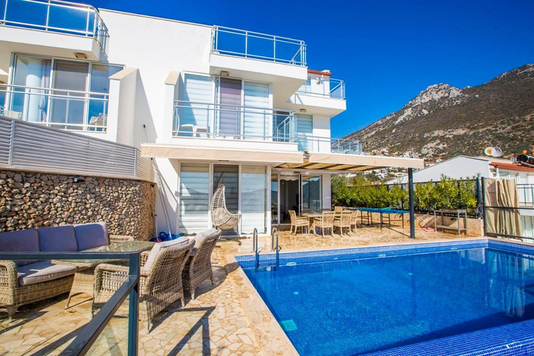 Others 5, Villa Royal 2, Kaş