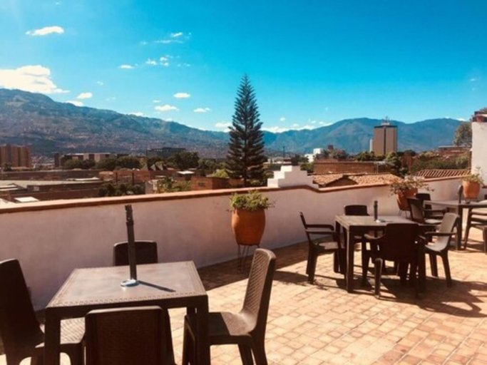 Terrace/patio 5, 61Prado Guesthouse, Medellín