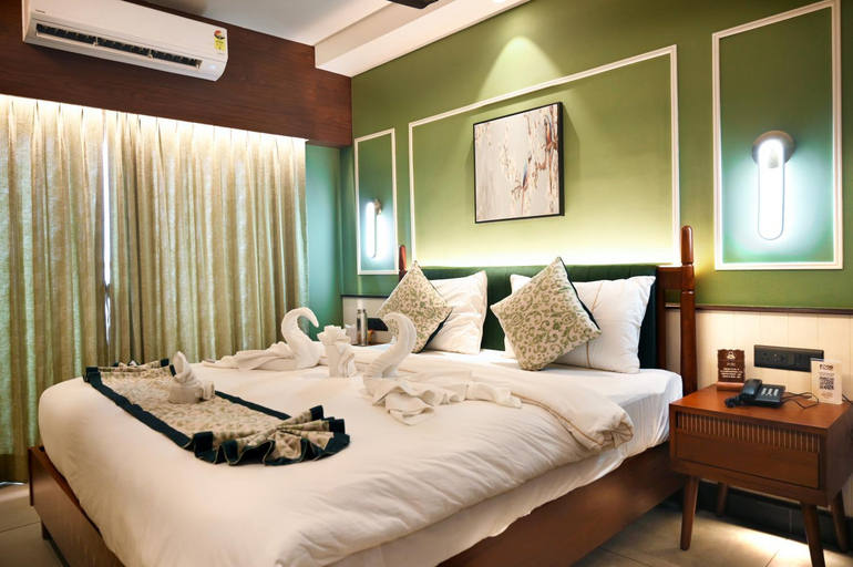 Bedroom 2, Hotel Sonar Bangla Puri, Puri