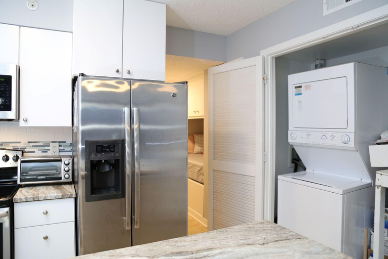 Private kitchen 5, Royal Palms 402 1 Bedroom Condo by RedAwning, Baldwin
