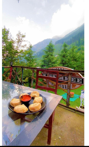 Food & Drinks, Jibhi Highness River Side, Kullu