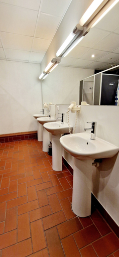 Bathroom 5, Fat Margaret's Hostel, Tallinn