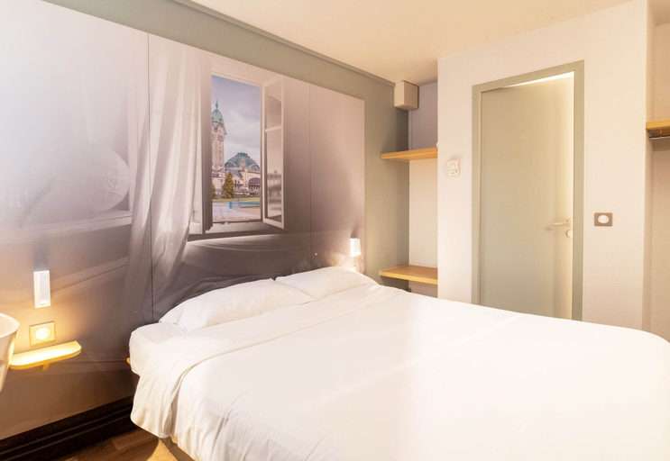 Bedroom 2, B&B HOTEL Limoges (2), Haute-Vienne