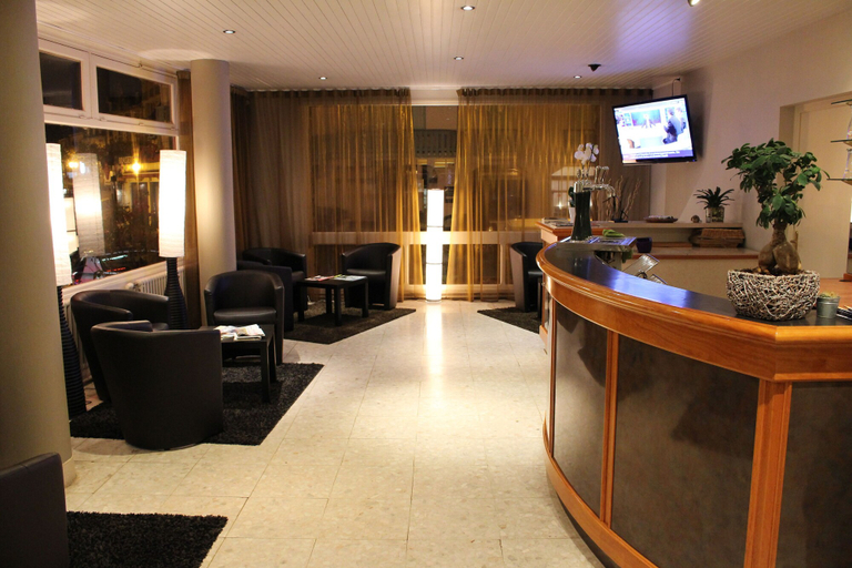 Lobby lounge 2, Bagnoles Hôtel, Orne