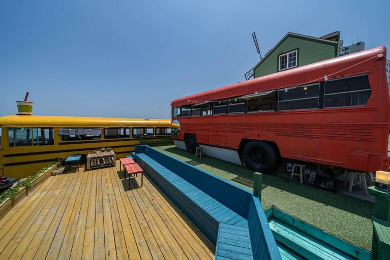 Exterior & Views 1, Ulsan Bluebird Pension, Buk