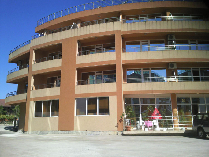 Others 3, Hotel Venecia, Primorsko
