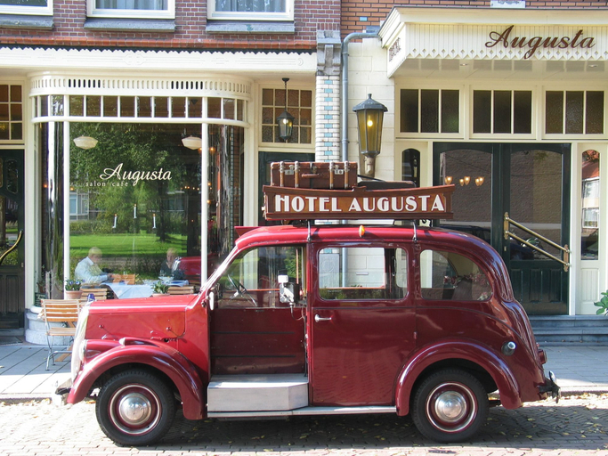 Airport shuttle