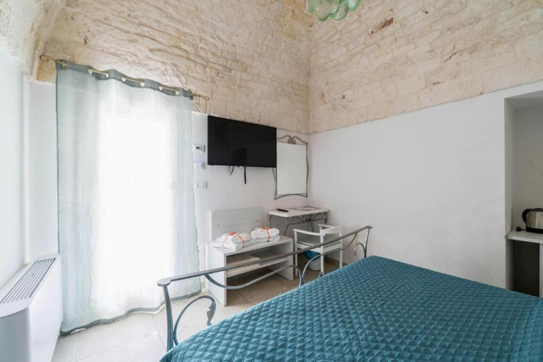 Others 3, Villa Vittoria , Brindisi