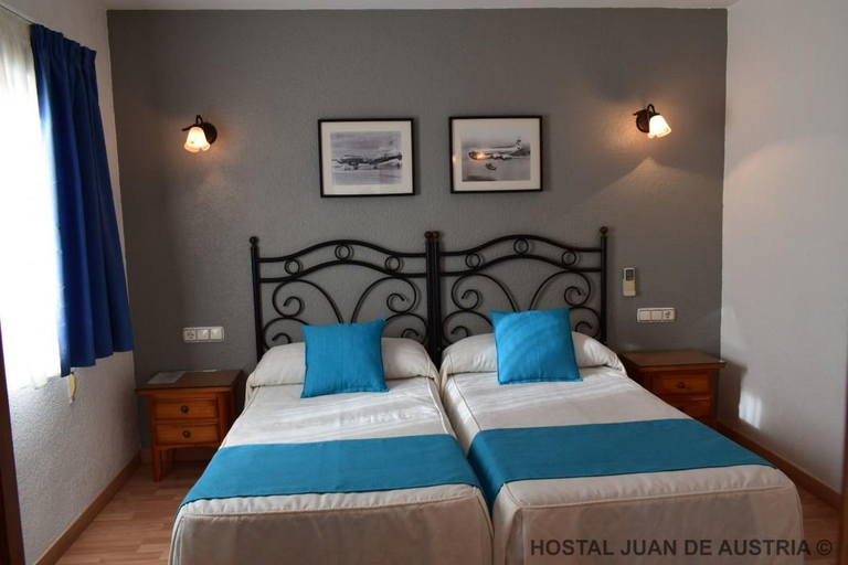 Others 3, Hostal Juan de Austria, Almería