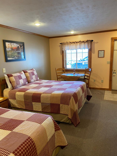Bedroom 3, The Garrett Inn, Garrett