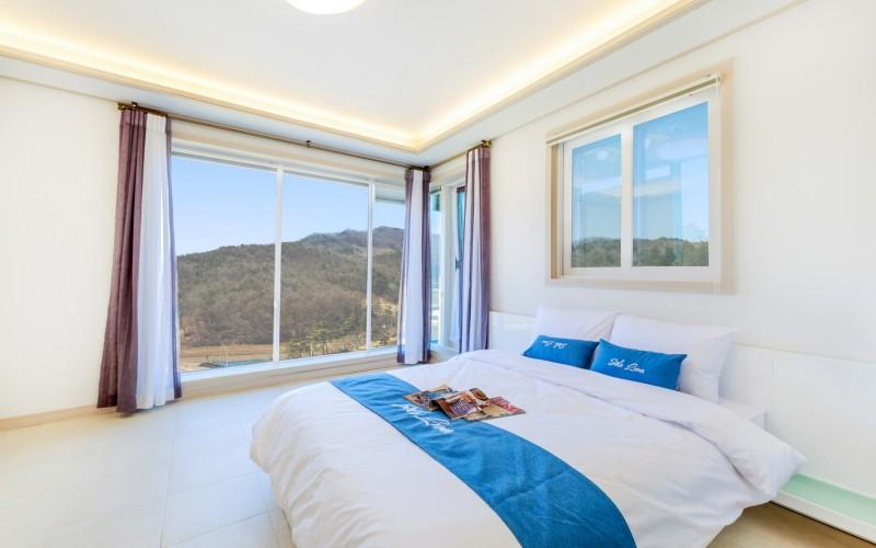Bedroom 2, Cheongju Sole Luna Pension, Goesan