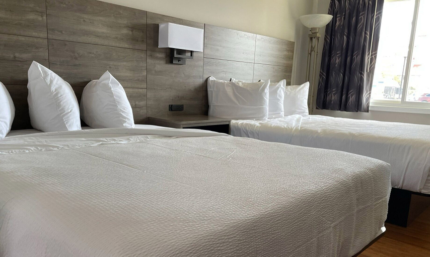 Bedroom 3, Kings Arms Motel, Worcester