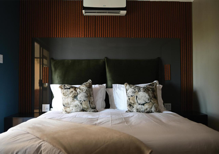 Bedroom 2, Omni The Pillar Boutique Hotel, Mangaung