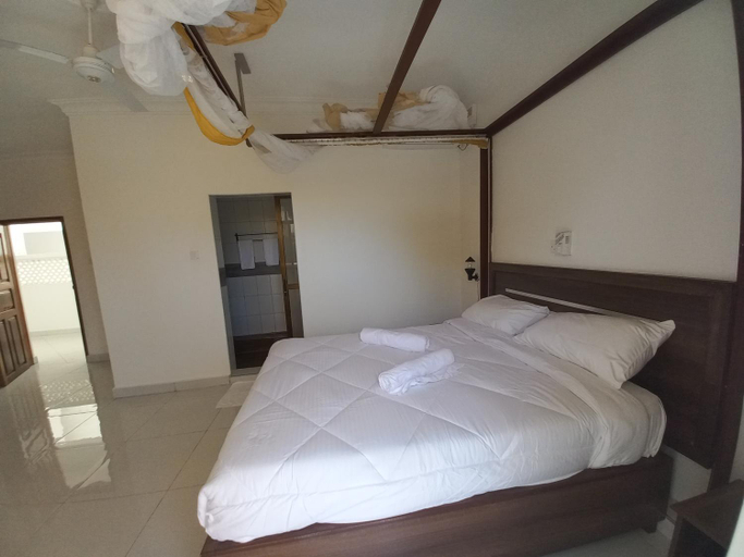 3, Maranda Deluxe Double Seaview room - B&B with pool., Msambweni
