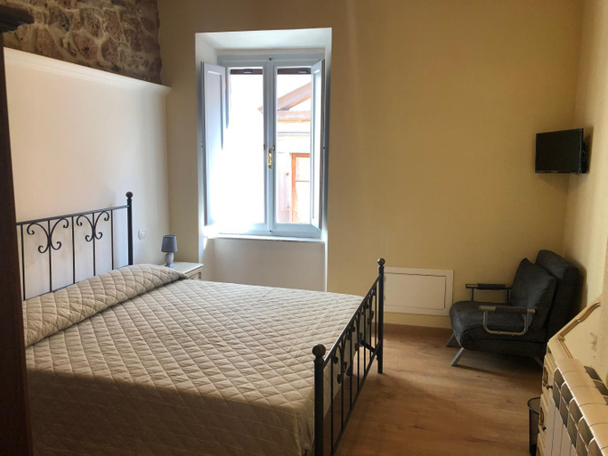 Bedroom 4, Alloggi per uso turistico A&M, Viterbo