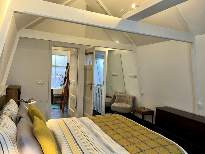 Bedroom 2, Amsterdam4holiday, Amsterdam