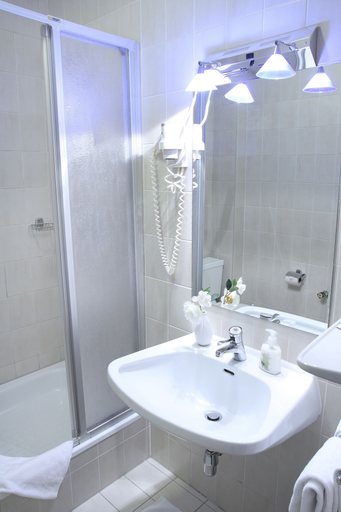 Bathroom 4, Der Stockinger, Graz Umgebung