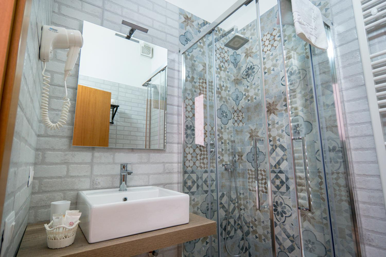 Bathroom 4, Agriturismo Le Matinelle, Matera