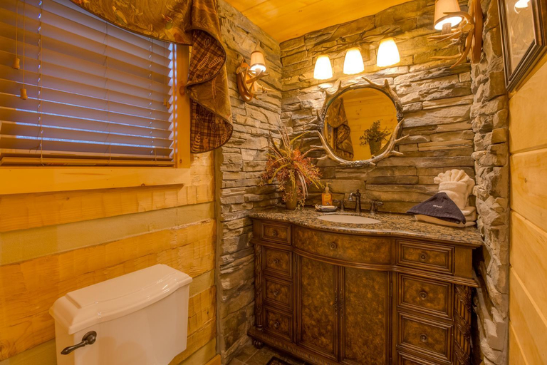 Bathroom, #2170 Wow!!!, Sevier