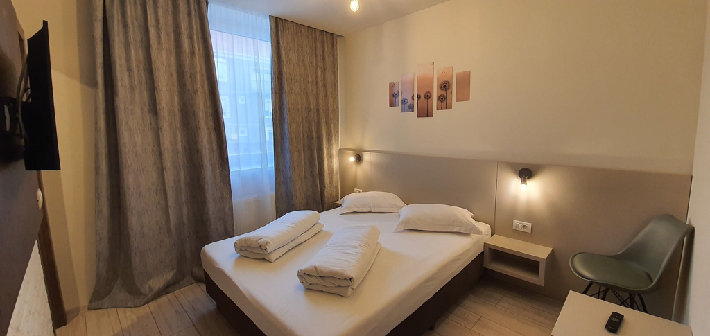 Room 3, XO Residence, Arad