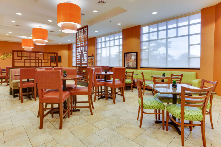 Food & Drinks 5, Drury Inn & Suites West Des Moines, Polk