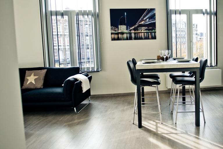 Others 4, Les Suites de Nanesse, Liège