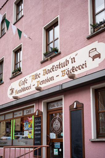 Exterior view 2, Cafe Alte Backstubn, Roth